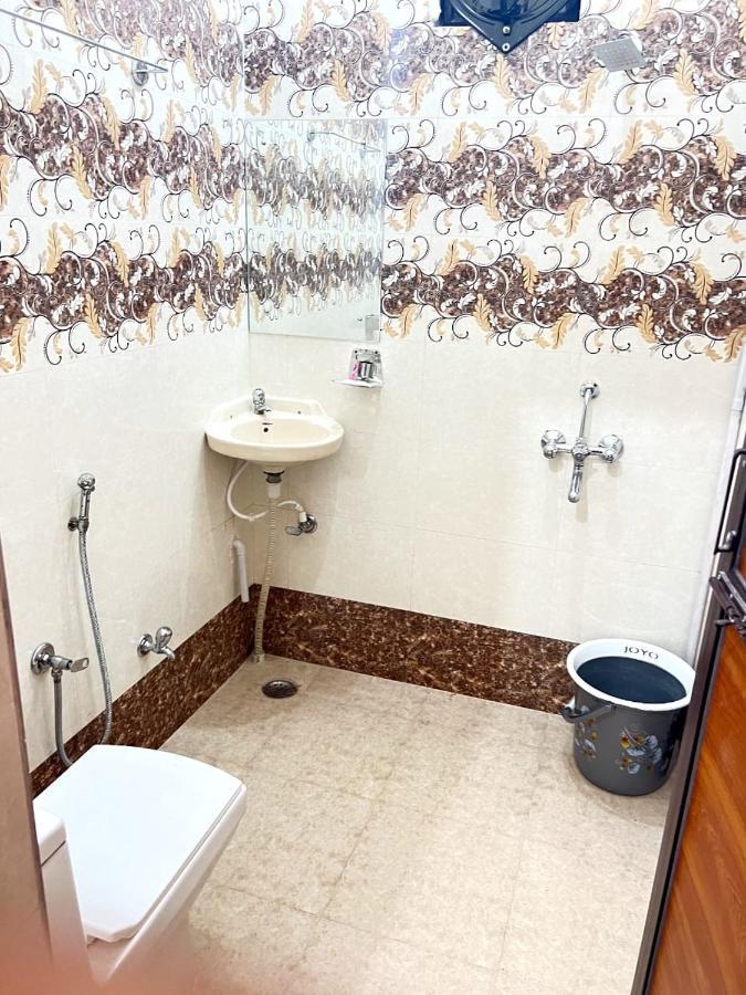 The Orchid Villa Homestay - Walkable Distance From Taj Mahal Agra  Buitenkant foto